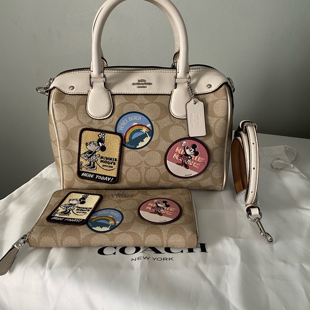Disney X Coach Minnie Mouse bag with patches & full size zip matching wa…